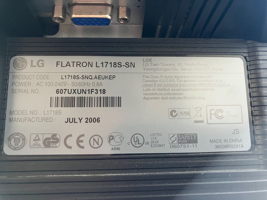 Monitor LG L1718S - VGA447335697839575043