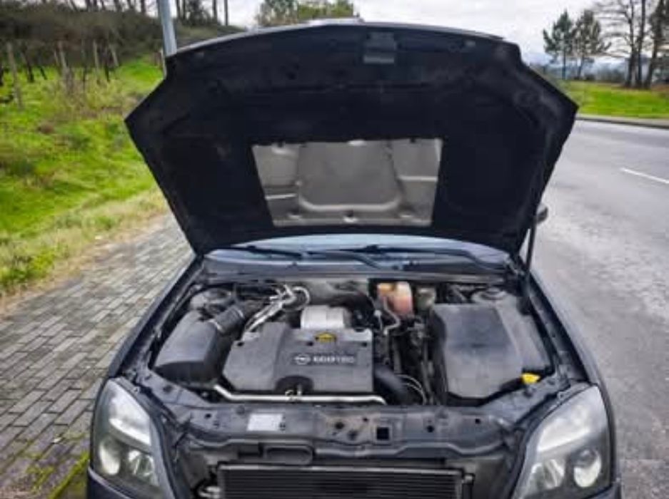 Opel Vectra C 2.2 GTS (2003) – Vendido inteiro ou às Peças