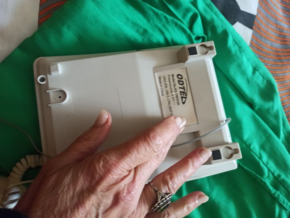 Telefone fixo com fios