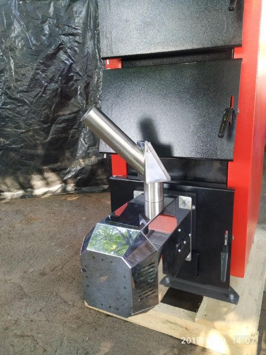 Автоматический пеллетный котел твердотопливный котел на пеллете.