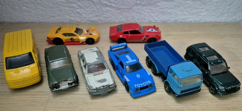 Tomica, Playart, Hotwheels e outros (carrinhos/miniaturas)
