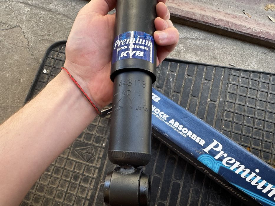 kyb 443179 Амортизатор Каяба