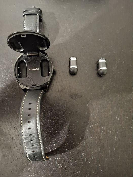 Huawei watch buds
