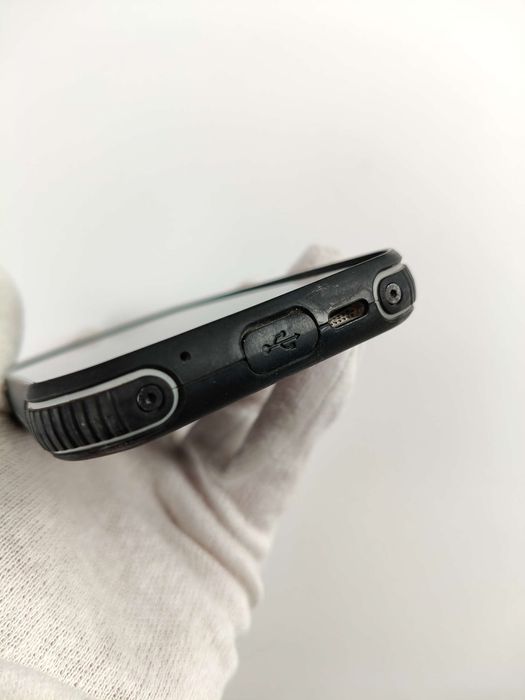 Smartfon Cat Phones S42 3 GB / 32 GB 4G (LTE) czarny