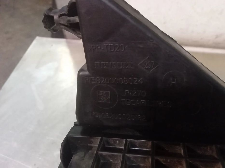 CAIXA DO FILTRO DE AR RENAULT ESPACE III 2.2DCI 8200008024