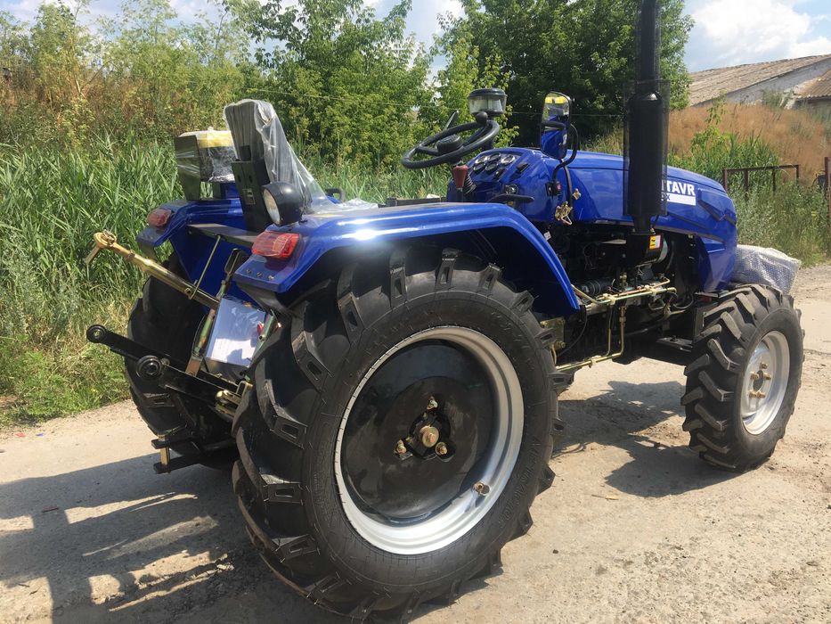 МІНІТРАКТОР КЕНТАВР 244 SDX + Дводискове зчеплення Широкі шини