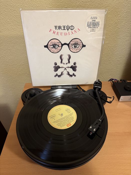 Gira Discos Project impecavel com extras