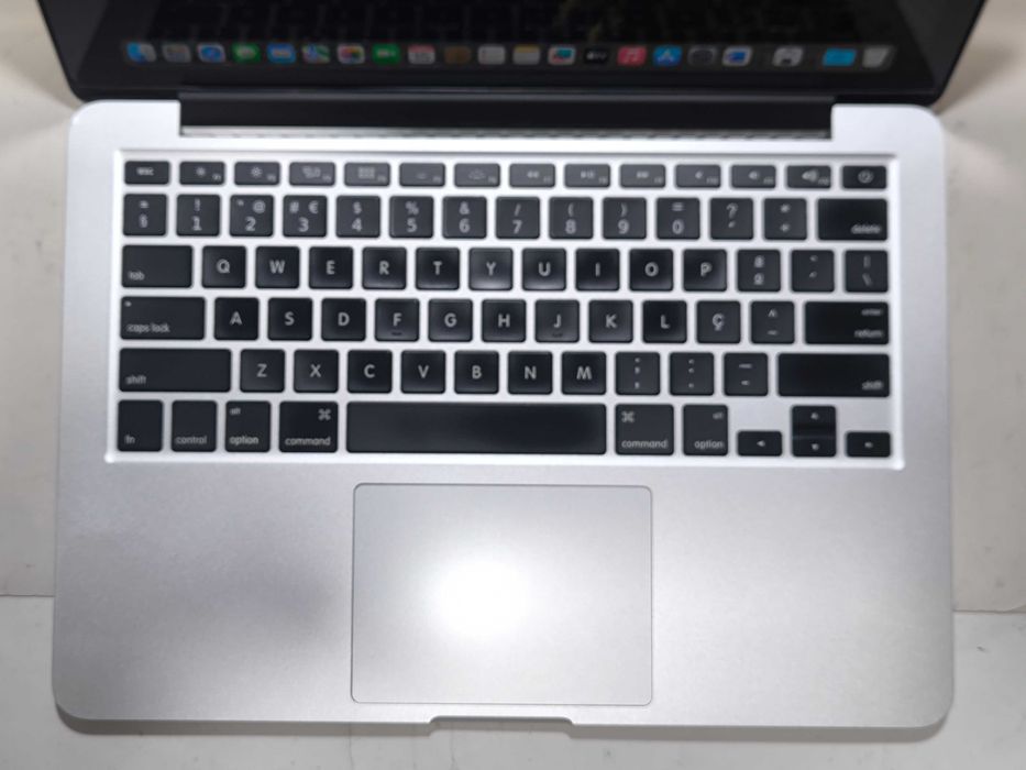 Apple Macbook Pro 13 i5 SSD 256GB 16GB ram Iris Retina