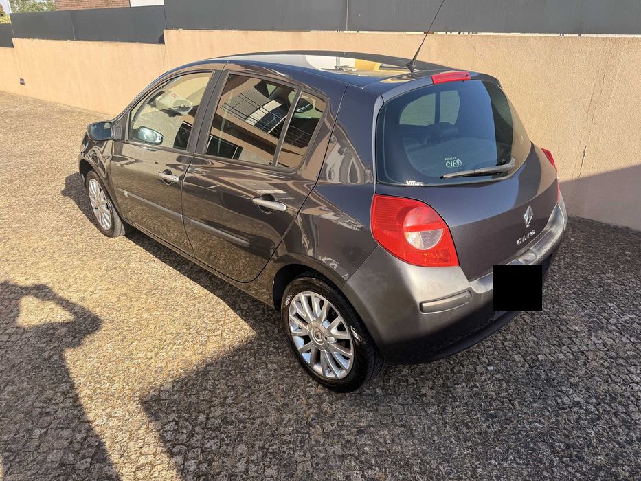 Renault Clio 1.2 16V Dynamique | 2008 | 5 portas | Nacional foto 3
