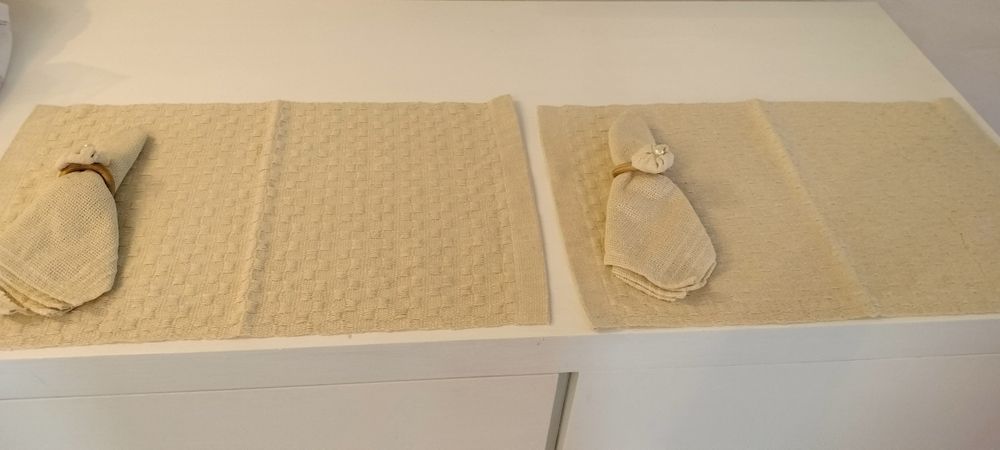 Conjunto de 2 panos de mesa com guardanapos