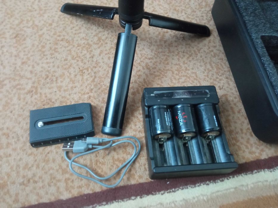 Елетронный Стедикам  Moza. Aricross.