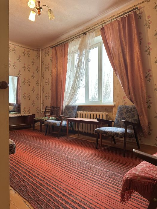 3-х сталинка КРЭС, 3/4, все разд, кухня- 9