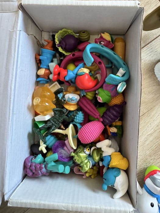 Іграшки макдональдз