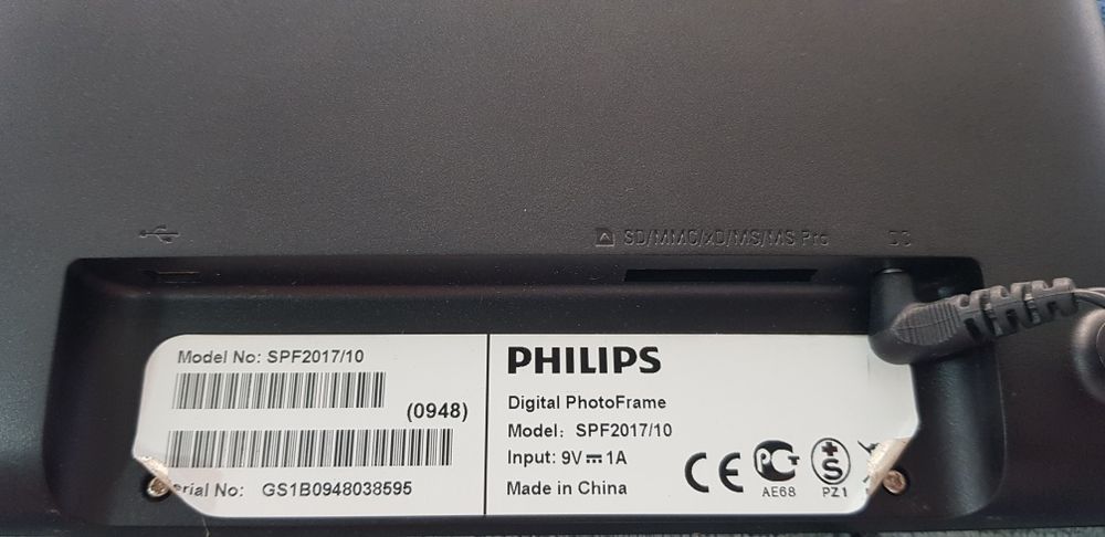 Цифровая фоторамка Philips SPF2017/10