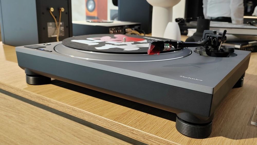 Technics SL-1500CSE-H програвач вінілу, нова модель 2026 року
