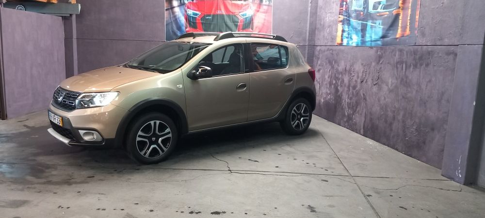 Dacia Sandero Stepway Bi Fuel Nacional 0.9 TCe 70.000 Km