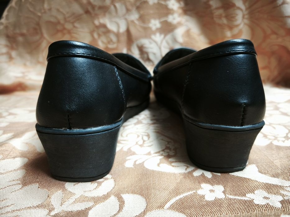 Sapato de senhora preto 35