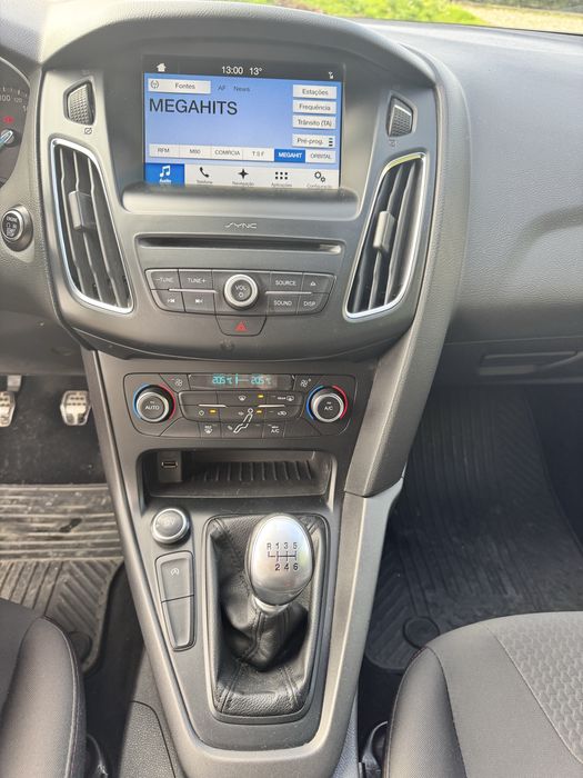 Focus ST Line - com apenas 79.300 kms