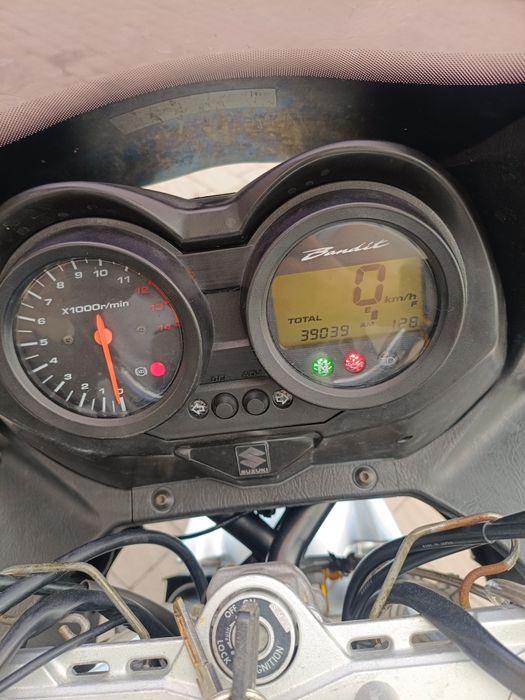 Suzuki GSF 650 BANDIT