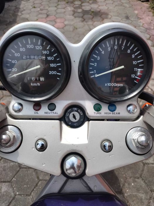 Vendo Suzuki GS 500 com 21960 Km ! Reais !