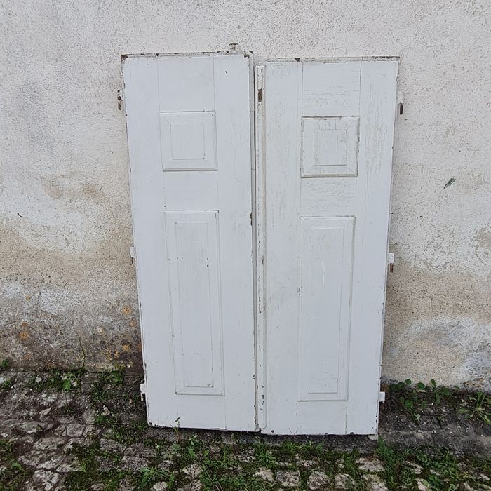 Portadas de madeira maciça para janelas
