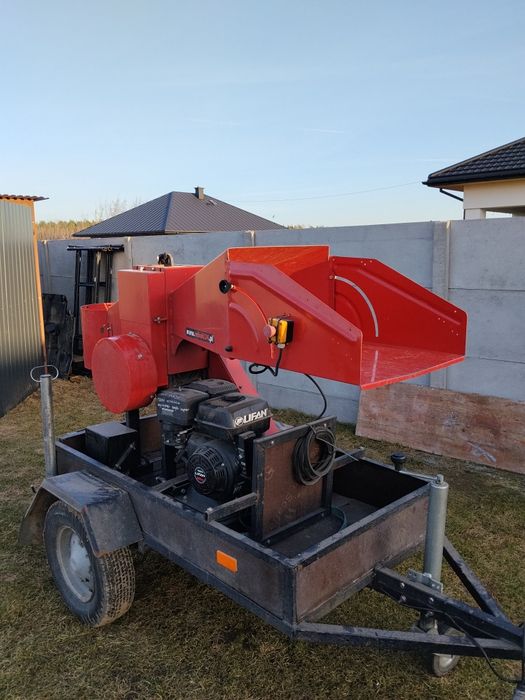 Wynajem rębak do gałęzi, glebogryzarka, wiertnica, zagęszczarka, werty