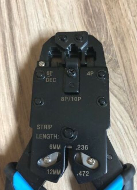 Alicate HT-200R de Cravar / Descarnar - RJ45 (Ferramenta de crimpagem)