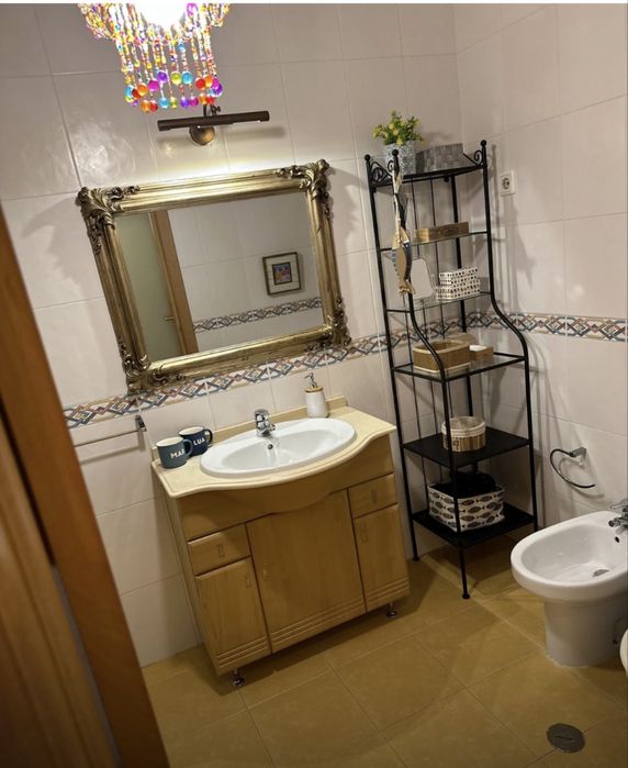 Nazaré aluga-se T2 (janeiro, fevereiro, março e abril)