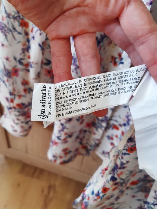 Koszula firmy Stradivarius, rozmiar S.