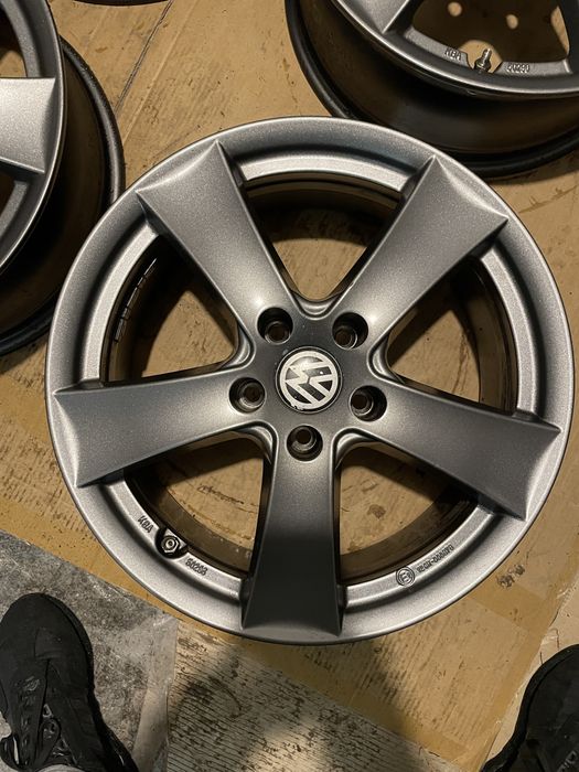 Felgi 17'' Audi Skoda Seat VW Jak nowe 5x112 7x17 ET37