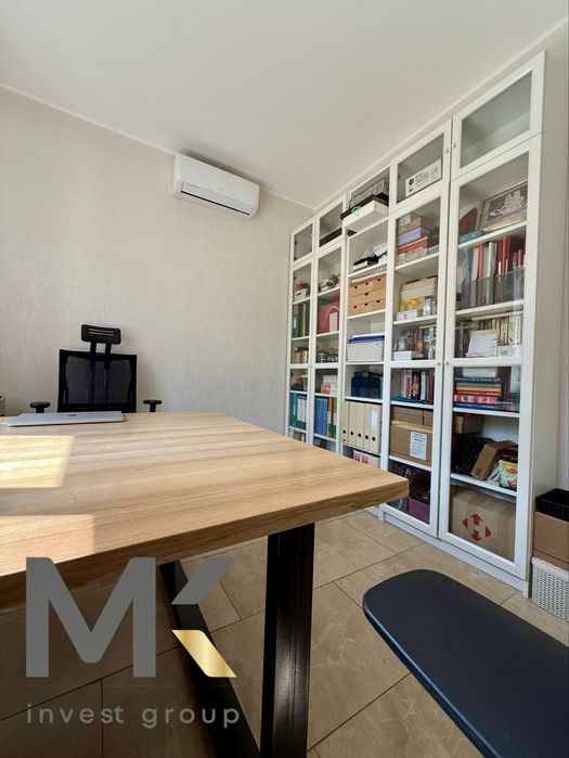 Будинок з ремонтом , басейном та банею. Лісова Буча. Продаж без %