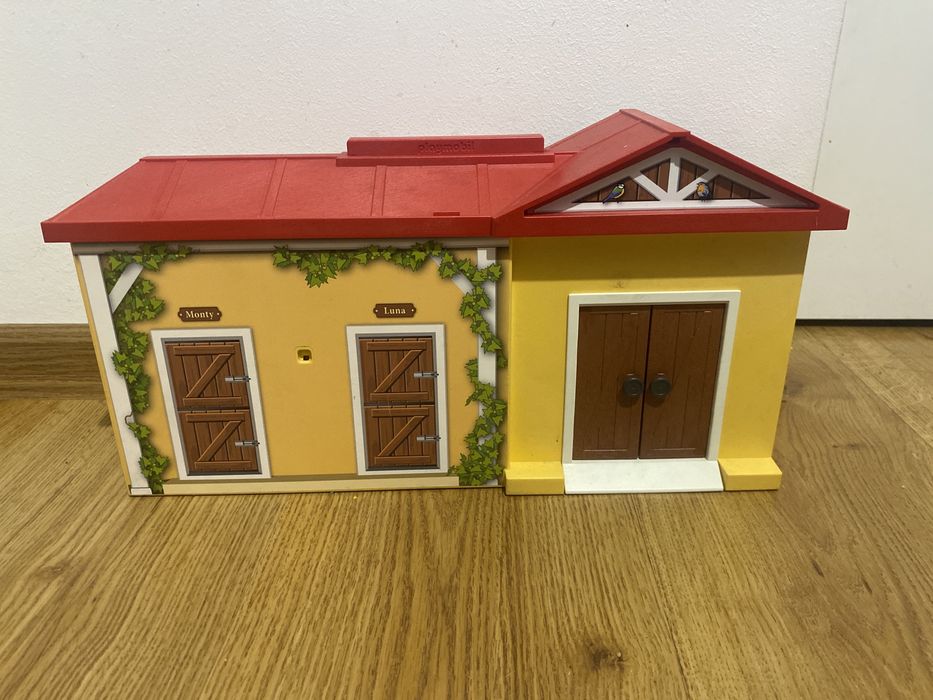 Stajnia dla koni schleich collecta playmobil