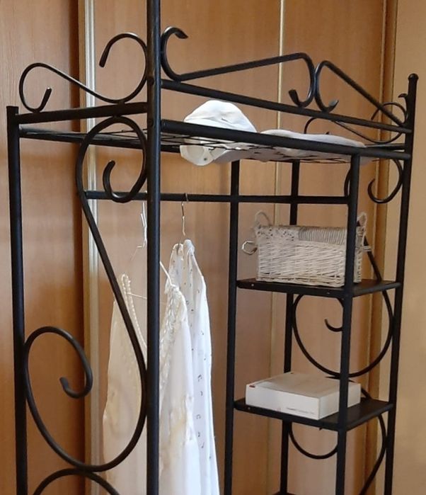 Wieszak Regał Witryna Garderoba.