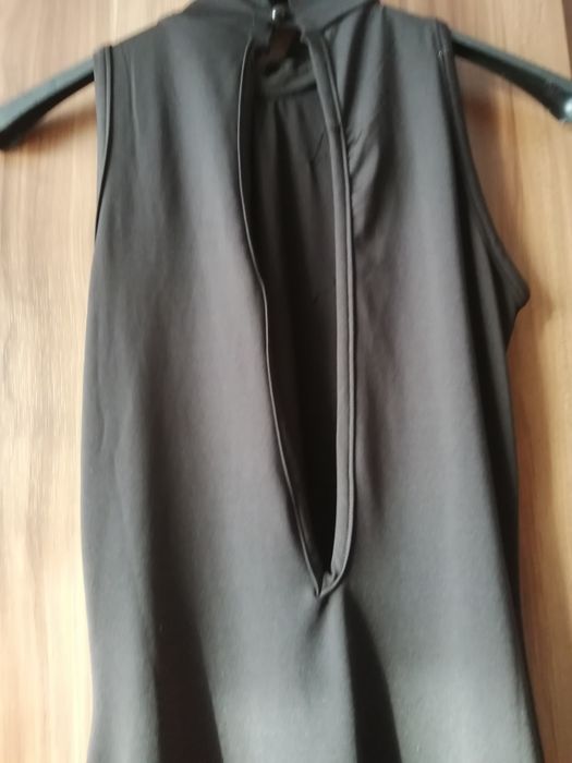 Sukienki Nowe roz 34/XS cena za jedną
