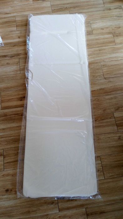 Poduszki na meble ogrodowe białe