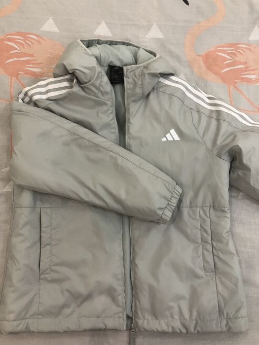 Жіноча куртка Adidas