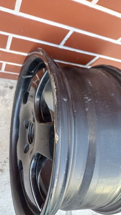 Продам легкосплавні диски R16 4/100 - 3 шт.  800 грн./шт.Договірна.