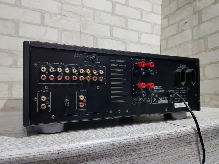 TOP! Hi-Fi Стерео підсилювач ONKYO A-8870, *2x160 Вт, б/у з Німеччини