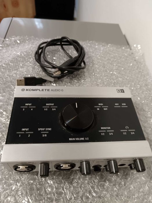 Native Instruments Komplete Audio 6 interfejs Audio USB