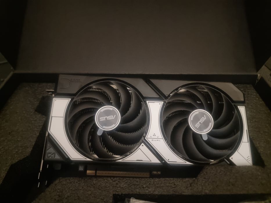Nvidia Rtx 5070 nova com garantia