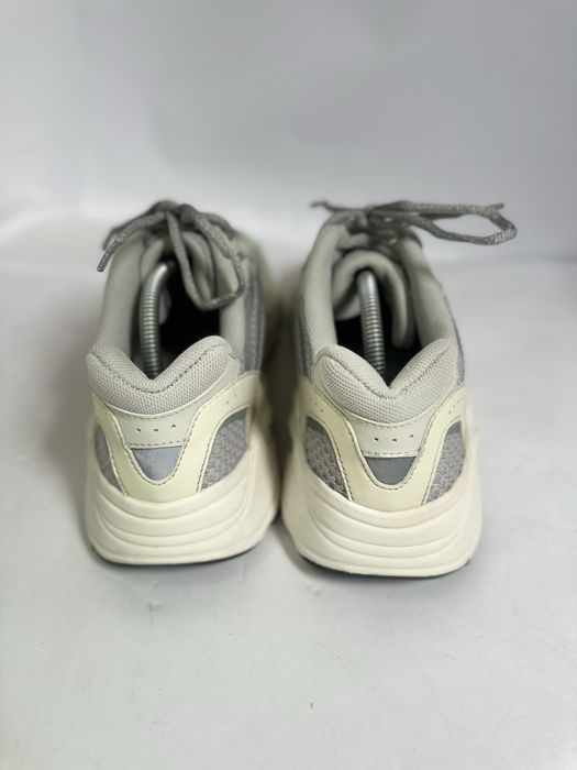 Кросівки Adidas Yeezy Boost 700 V2 Розмір 43
