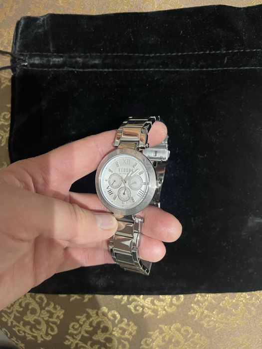 Годинник Versace