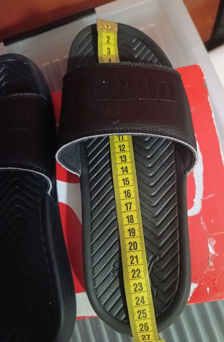 Klapki marki Puma rozmiar 39/40