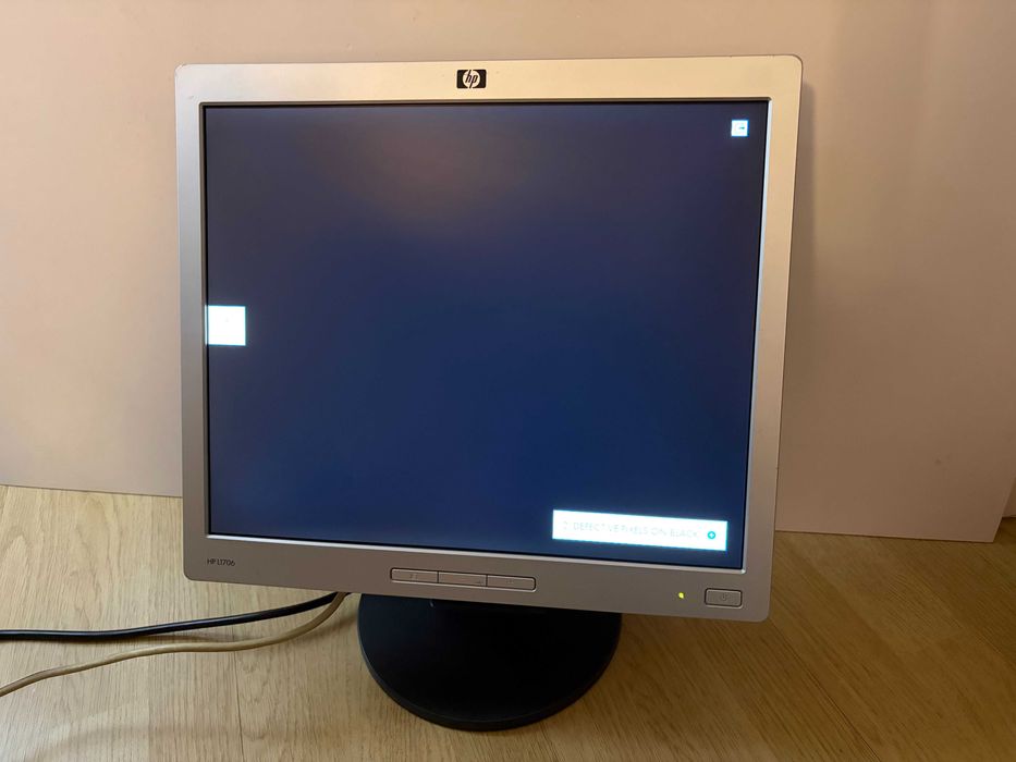 Monitor HP L1706 - 17 cali