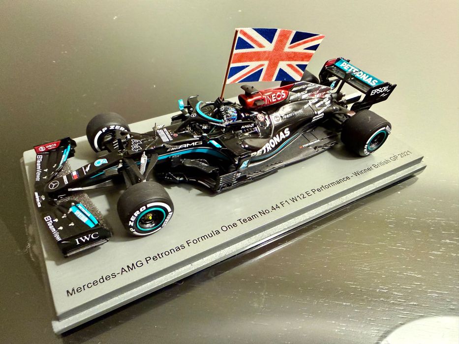 Lewis Hamilton - Miniatura Spark 1:43 - GP Silverstone 2021 - Mercedes