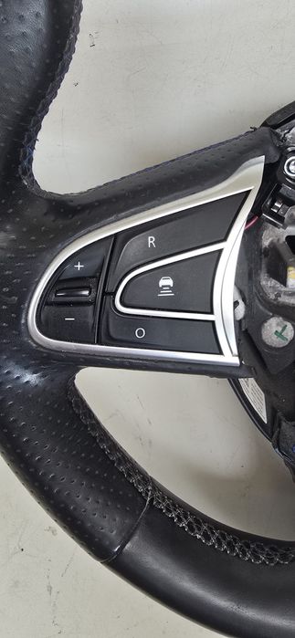 Kierownica multifunkcyjna skóra Renault Megane IV GT Line