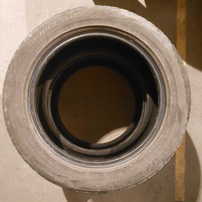 Шини і диск різні на R16, R14.