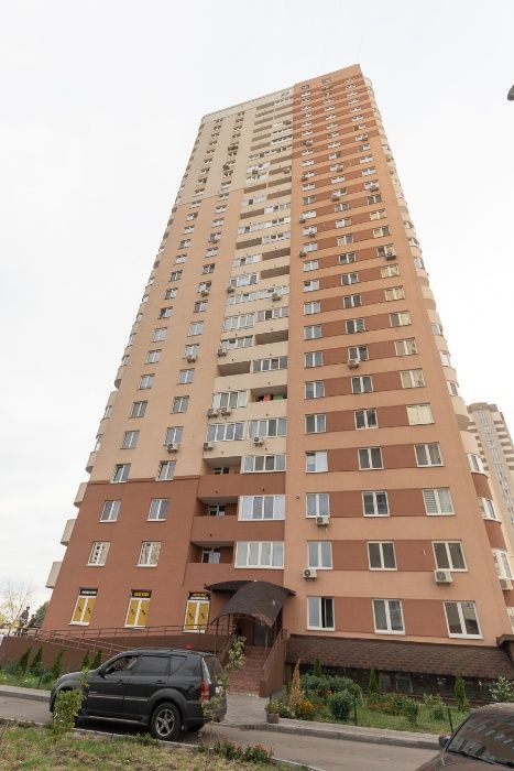 Подобово. Квартира. Вид на озеро. Новобуд. Метро Позняки, Харківська