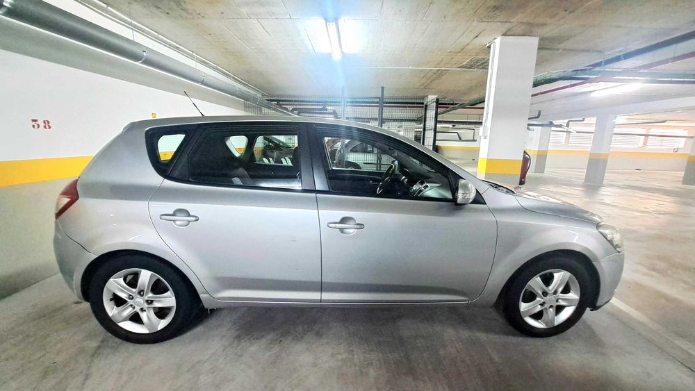 Kia Ceed 11-2009 Gasolina