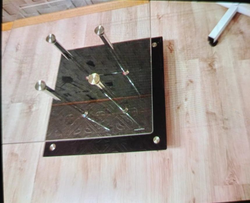 Stolik kakwowy szklany